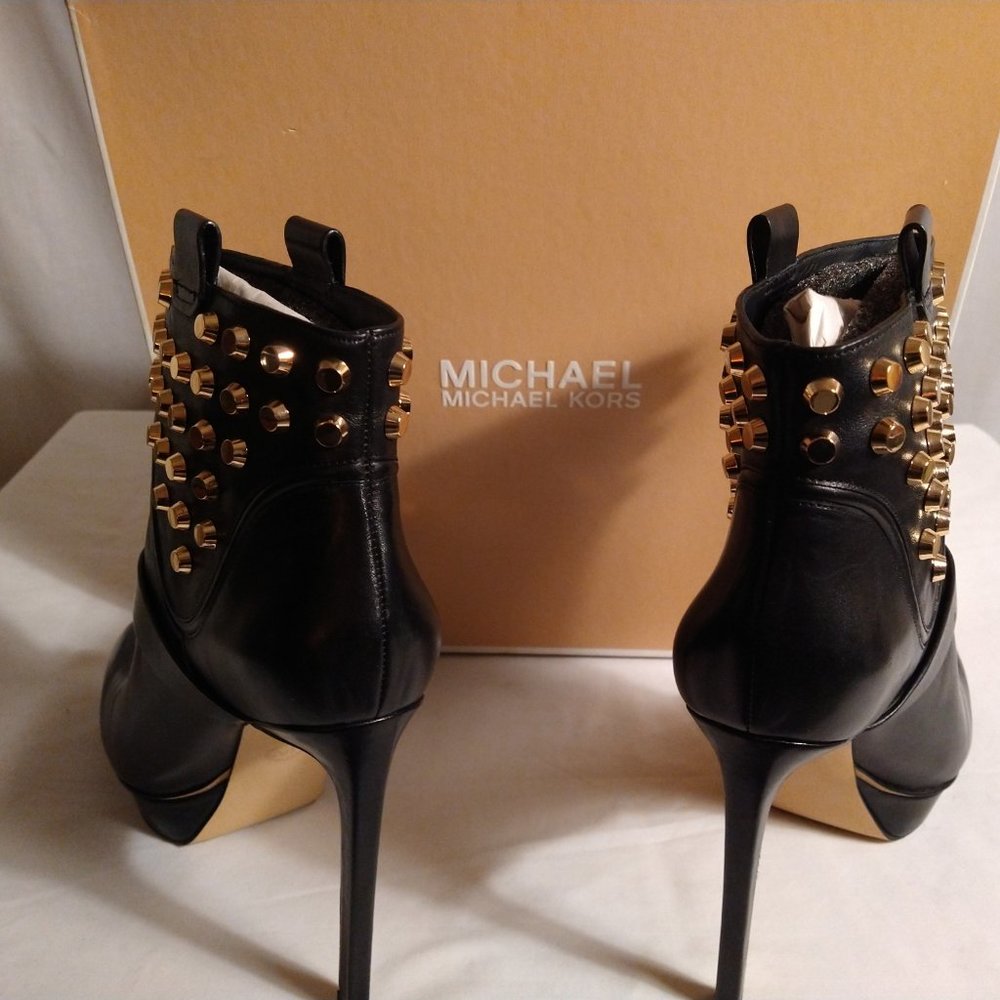 MICHAEL KORS  BRYN STUDDED LEATHER BOOT (**BRAND NEW**) - Picture 3 of 8